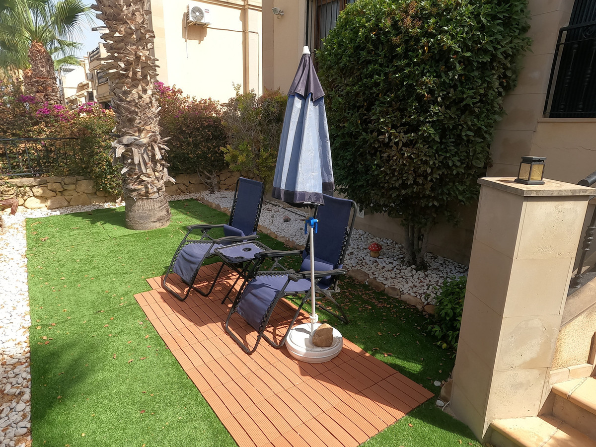 Se vende Apartamento Planta Baja de 2 dormitorios en Costa Blanca, Alicante, España