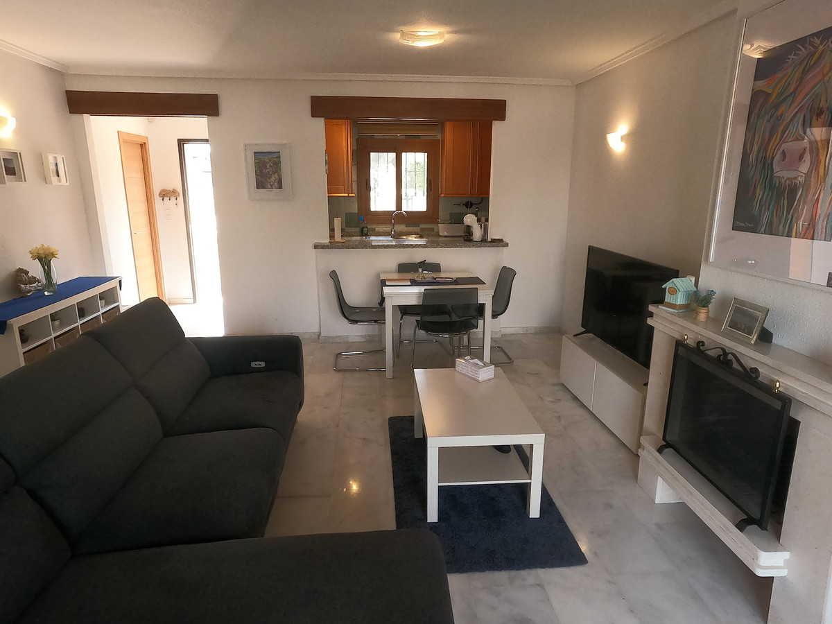 Se vende Apartamento Planta Baja de 2 dormitorios en Costa Blanca, Alicante, España