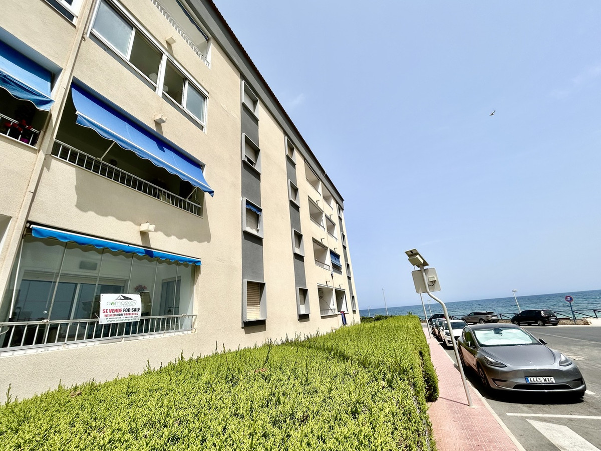 3 Bed Apartment for sale in Punta Prima Costa Blanca, Alicante, Spain