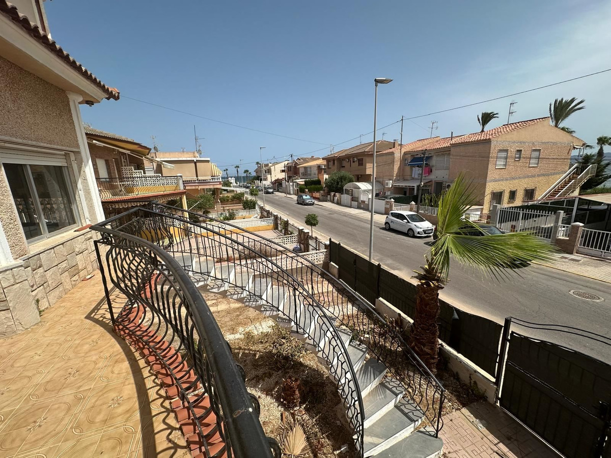 Se vende Adosada de 3 dormitorios en Costa Calida, Murcia, España