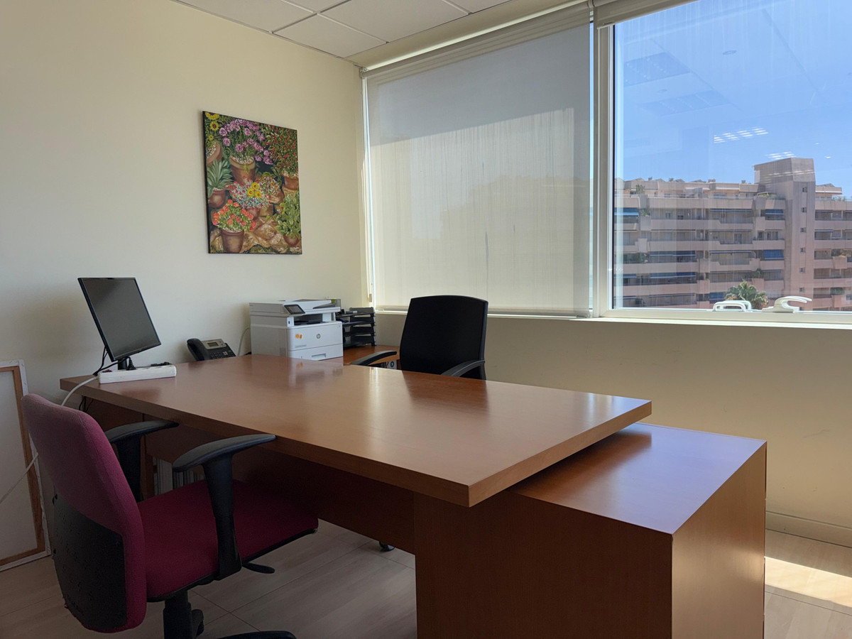 Commercial unit for sale in Puerto Banús Costa Del Sol, Málaga, Spain