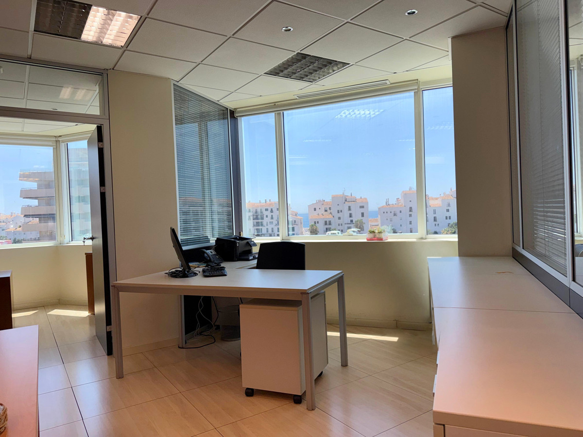 Commercial unit for sale in Puerto Banús Costa Del Sol, Málaga, Spain