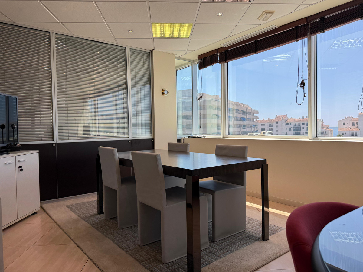 Commercial unit for sale in Puerto Banús Costa Del Sol, Málaga, Spain