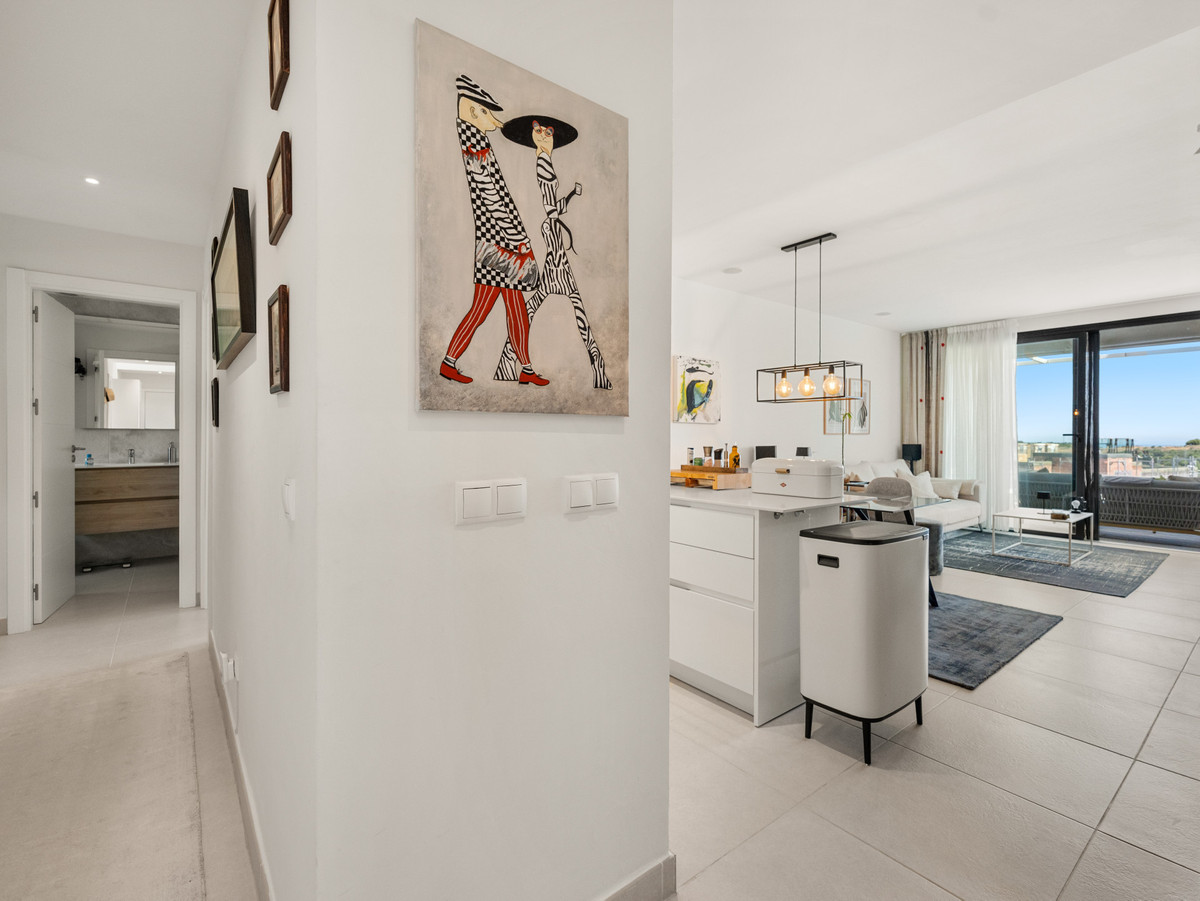 2 Bed Apartment for sale in Estepona Costa Del Sol, Málaga, Spain