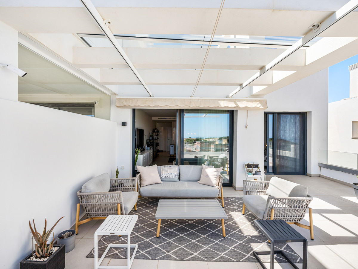 2 Bed Apartment for sale in Estepona Costa Del Sol, Málaga, Spain
