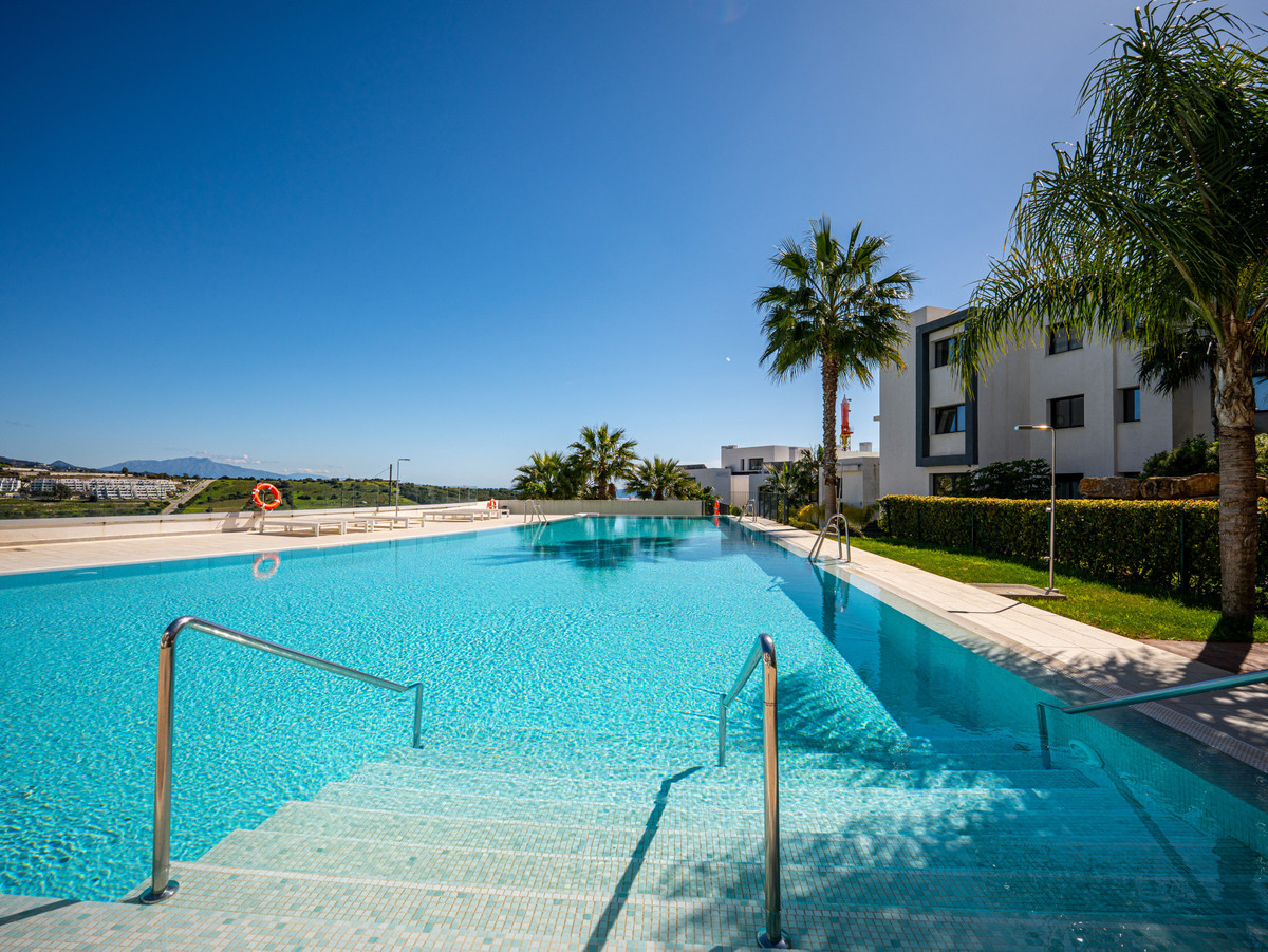 2 Bed Apartment for sale in Estepona Costa Del Sol, Málaga, Spain