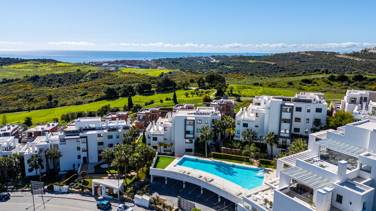 2 Bed Apartment for sale in Estepona Costa Del Sol, Málaga, Spain