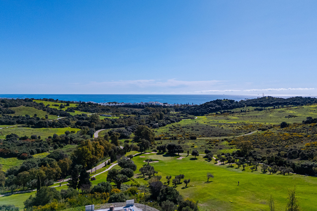 2 Bed Apartment for sale in Estepona Costa Del Sol, Málaga, Spain