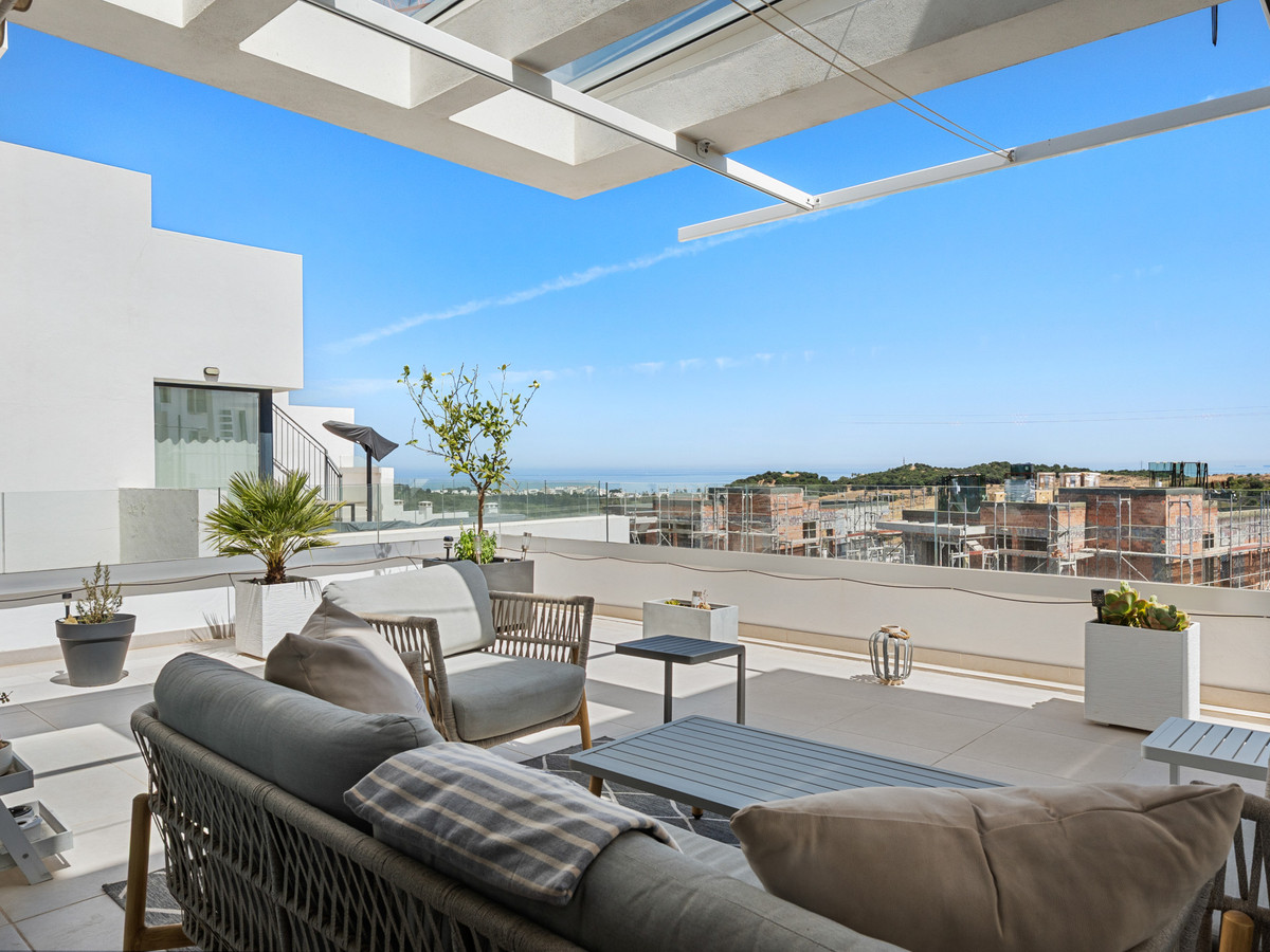 2 Bed Apartment for sale in Estepona Costa Del Sol, Málaga, Spain