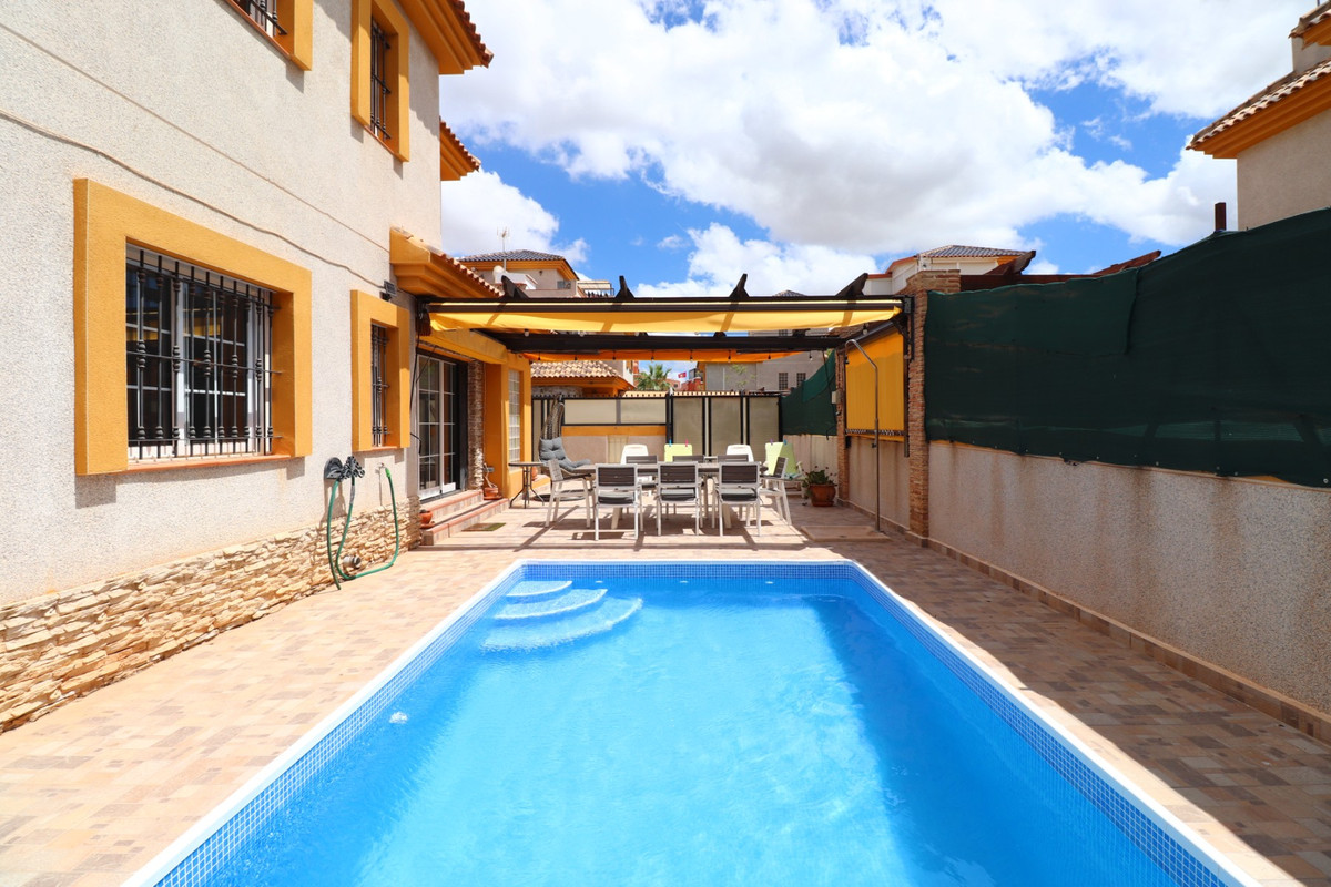 3 Bed Townhouse for sale in Los Montesinos Costa Blanca, Alicante, Spain