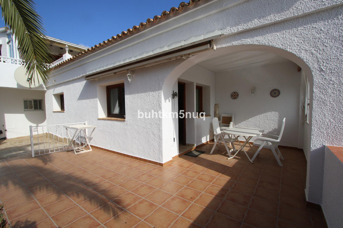 6 Bed Townhouse for sale in Calpe Costa Blanca, Alicante, Spain