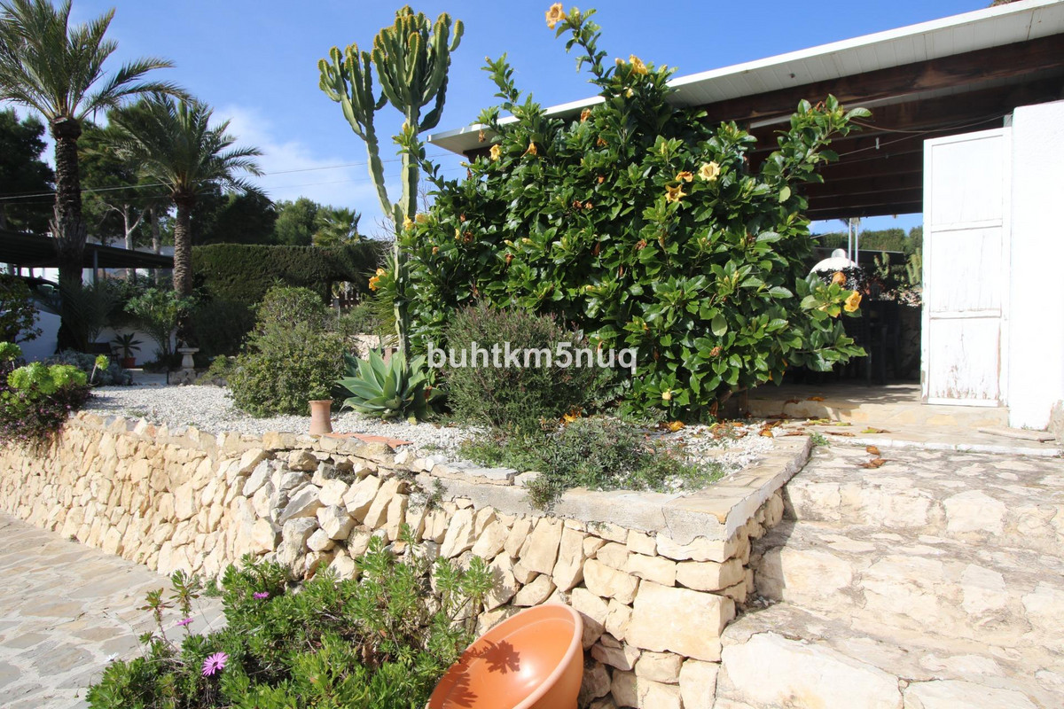 6 Bed Townhouse for sale in Calpe Costa Blanca, Alicante, Spain