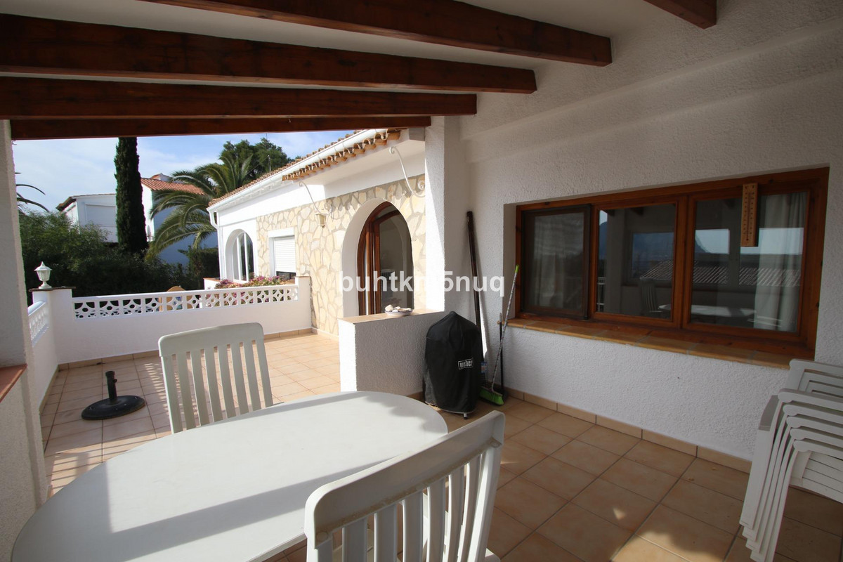 6 Bed Townhouse for sale in Calpe Costa Blanca, Alicante, Spain