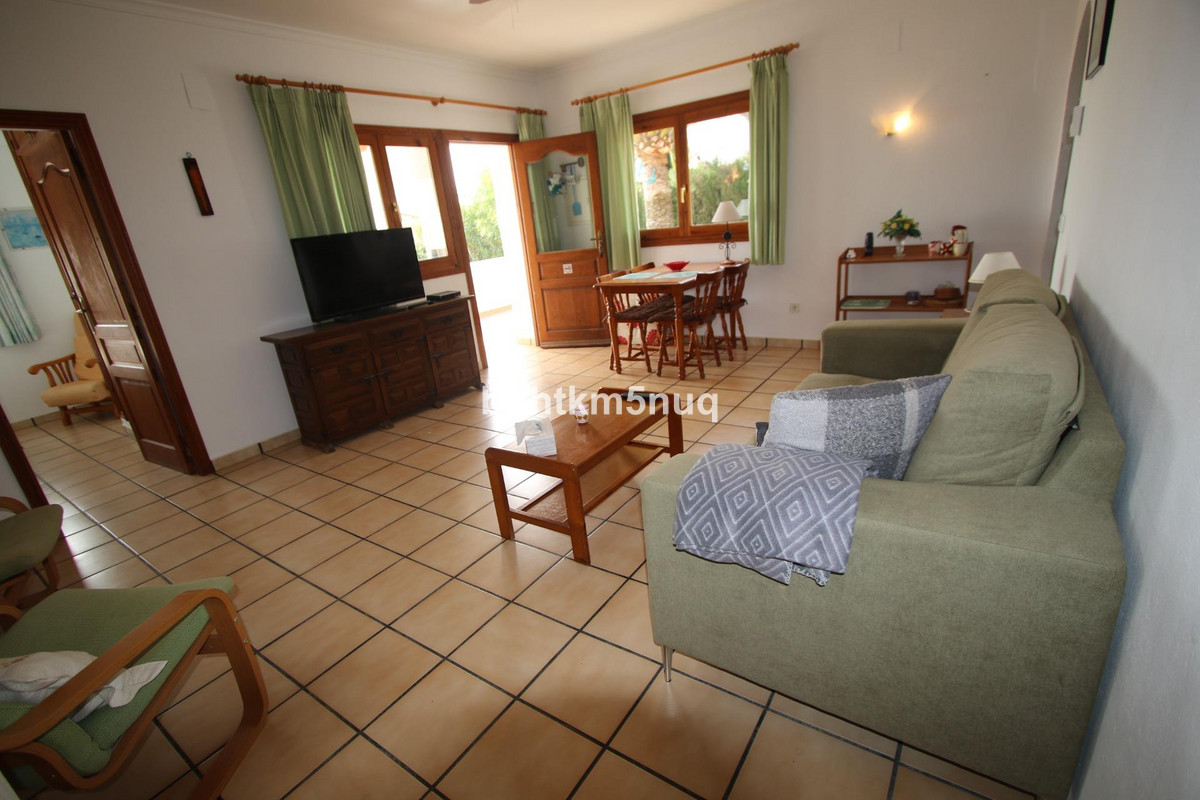 6 Bed Townhouse for sale in Calpe Costa Blanca, Alicante, Spain
