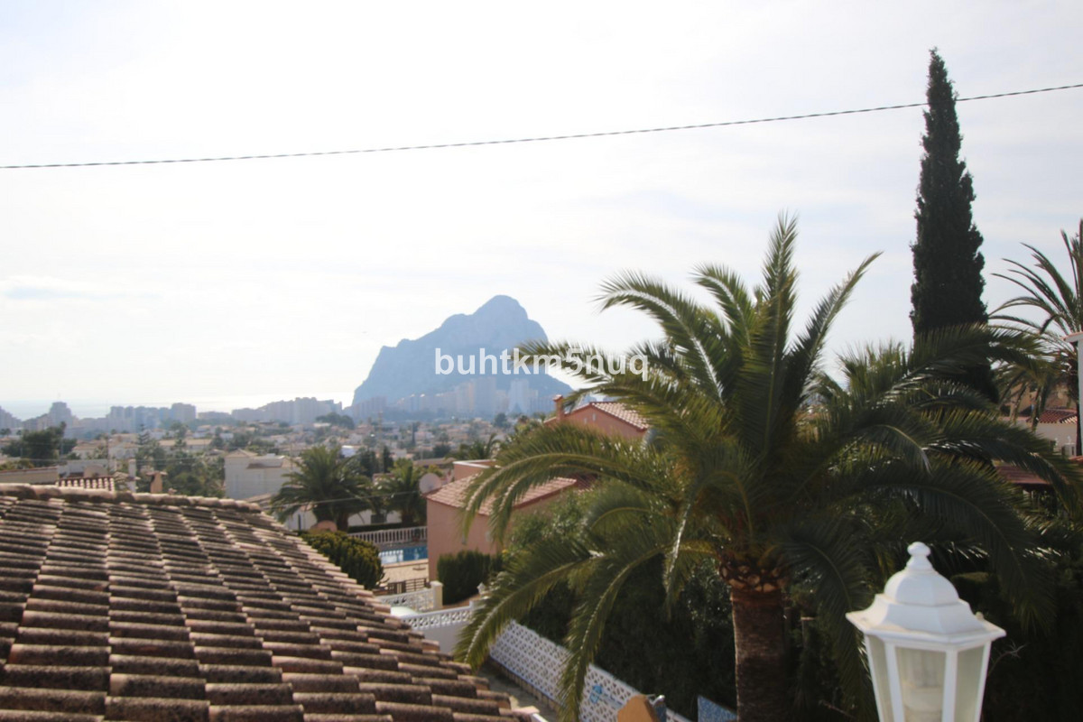 6 Bed Townhouse for sale in Calpe Costa Blanca, Alicante, Spain