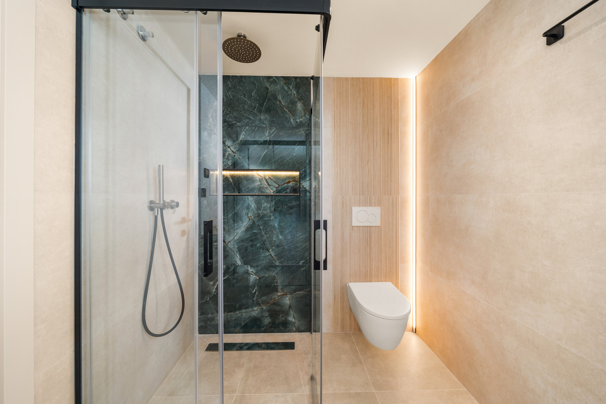 3 Bed Apartment for sale in Nueva Andalucía Costa Del Sol, Málaga, Spain