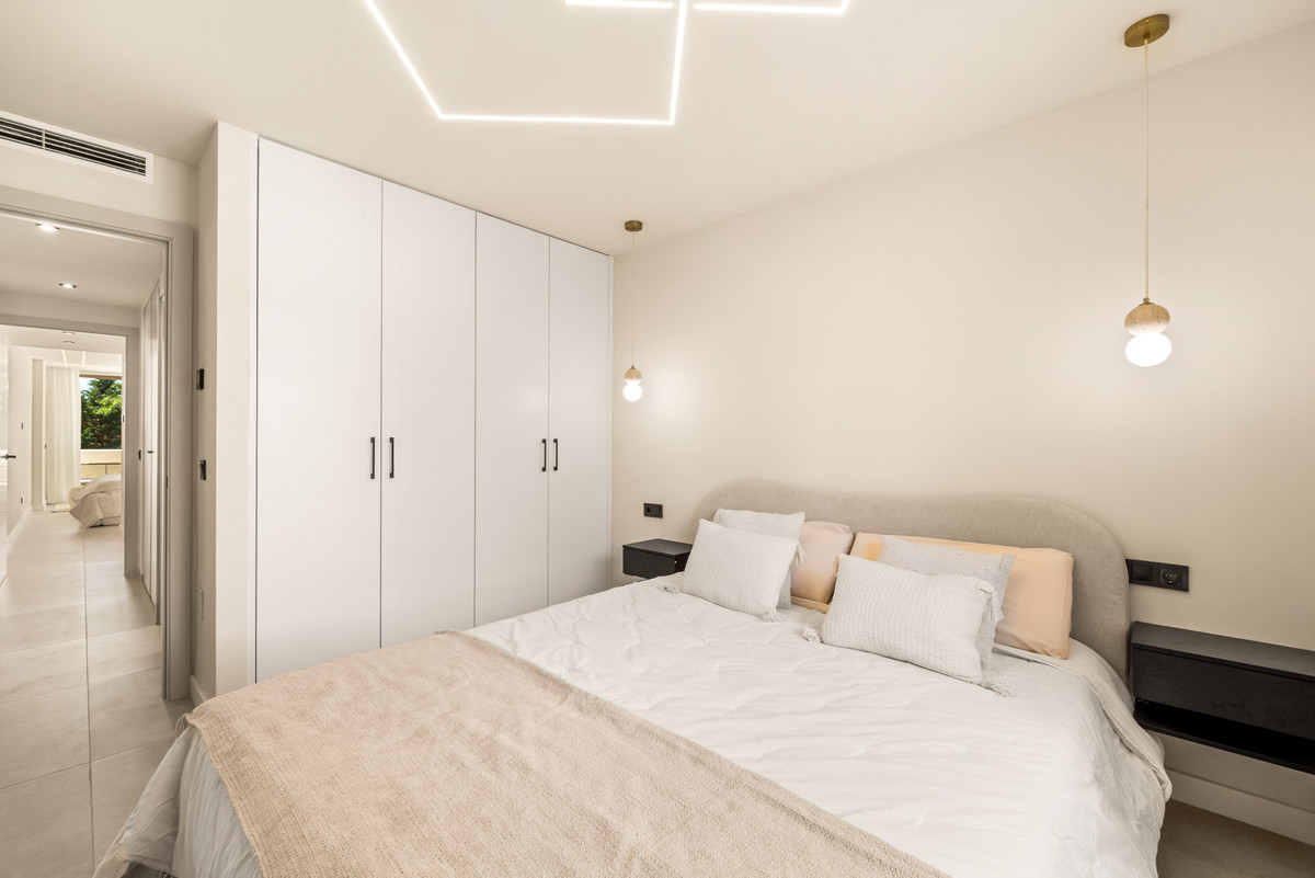 3 Bed Apartment for sale in Nueva Andalucía Costa Del Sol, Málaga, Spain