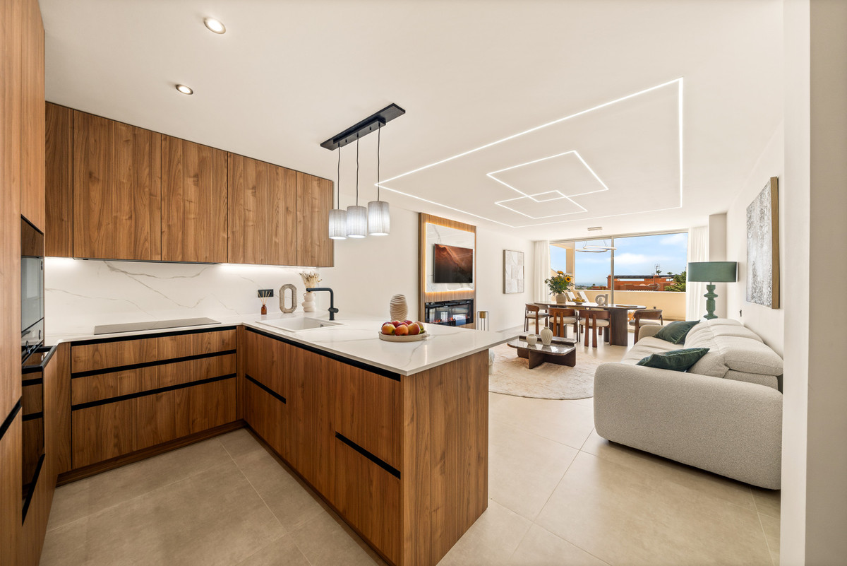 3 Bed Apartment for sale in Nueva Andalucía Costa Del Sol, Málaga, Spain