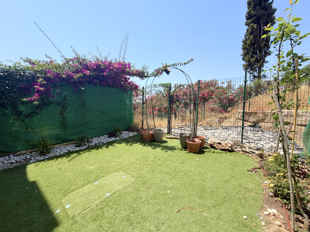 4 Bed Apartment for sale in Doña Julia Costa Del Sol, Málaga, Spain