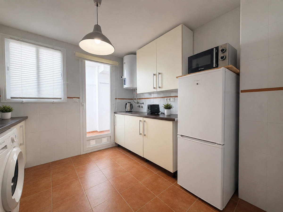 4 Bed Apartment for sale in Doña Julia Costa Del Sol, Málaga, Spain