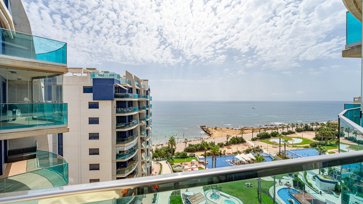 Se vende Estudio Planta Superior de 2 dormitorios en Costa Blanca, Alicante, España