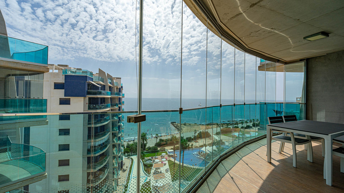 Se vende Estudio Planta Superior de 2 dormitorios en Costa Blanca, Alicante, España