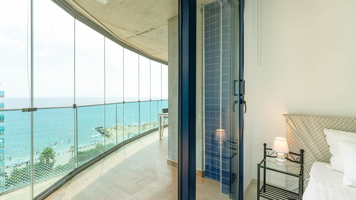 Se vende Estudio Planta Superior de 2 dormitorios en Costa Blanca, Alicante, España
