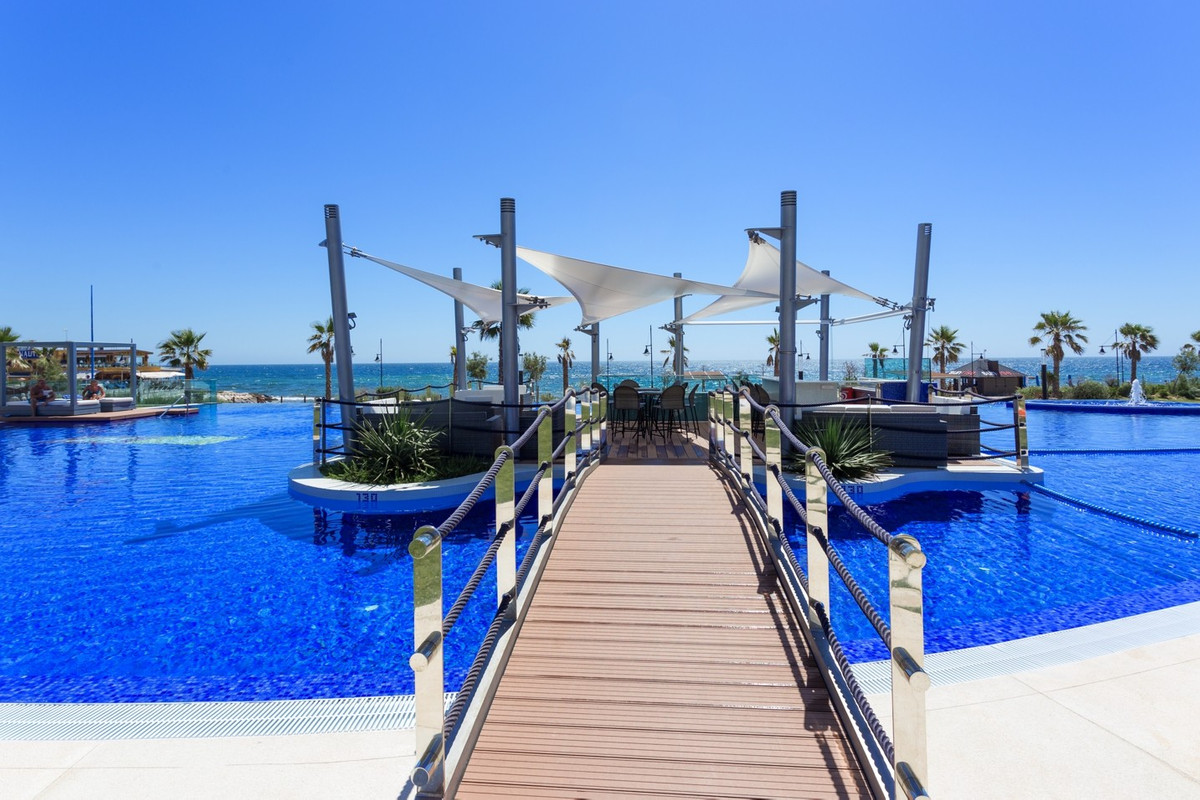 Se vende Estudio Planta Superior de 2 dormitorios en Costa Blanca, Alicante, España