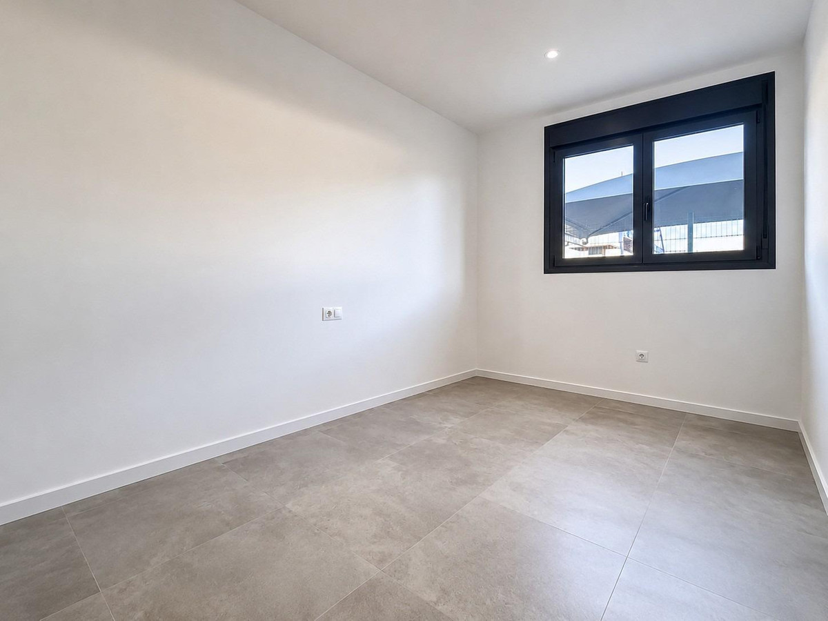 Se vende Apartamento Planta Baja de 2 dormitorios en Costa Blanca, Alicante, España