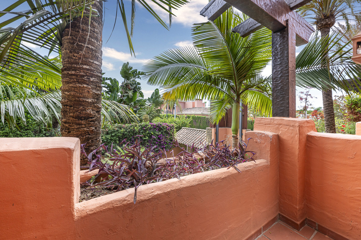 3 Bed Townhouse for sale in The Golden Mile Costa Del Sol, Málaga, Spain
