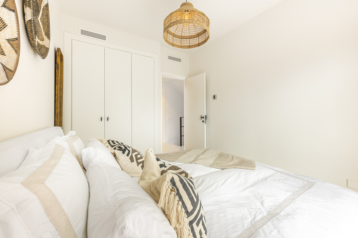 3 Bed Townhouse for sale in The Golden Mile Costa Del Sol, Málaga, Spain