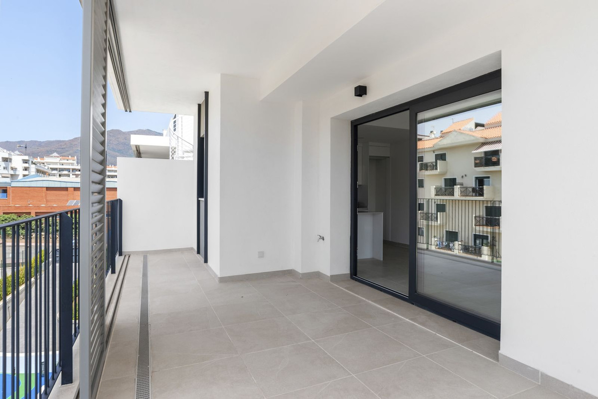 3 Bed Apartment for sale in Estepona Costa Del Sol, Málaga, Spain