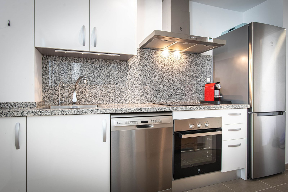2 Bed Apartment for sale in Estepona Costa Del Sol, Málaga, Spain