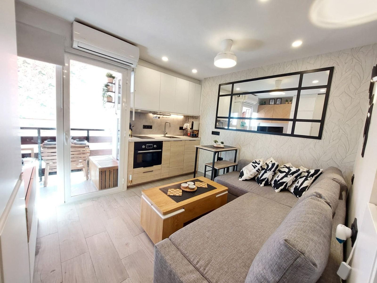1 Bed Apartment for sale in Benalmadena Costa Costa Del Sol, Málaga, Spain