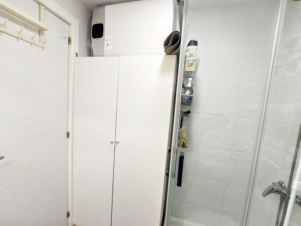 1 Bed Apartment for sale in Benalmadena Costa Costa Del Sol, Málaga, Spain