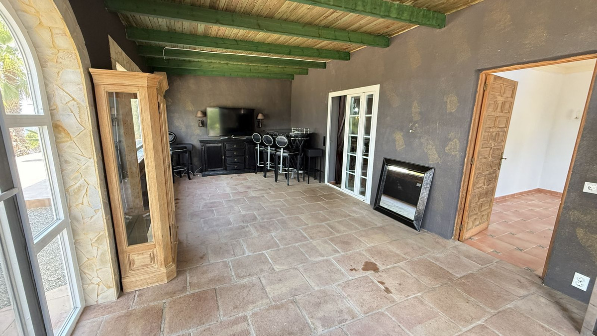 4 Bed Townhouse for sale in Coín Costa Del Sol, Málaga, Spain