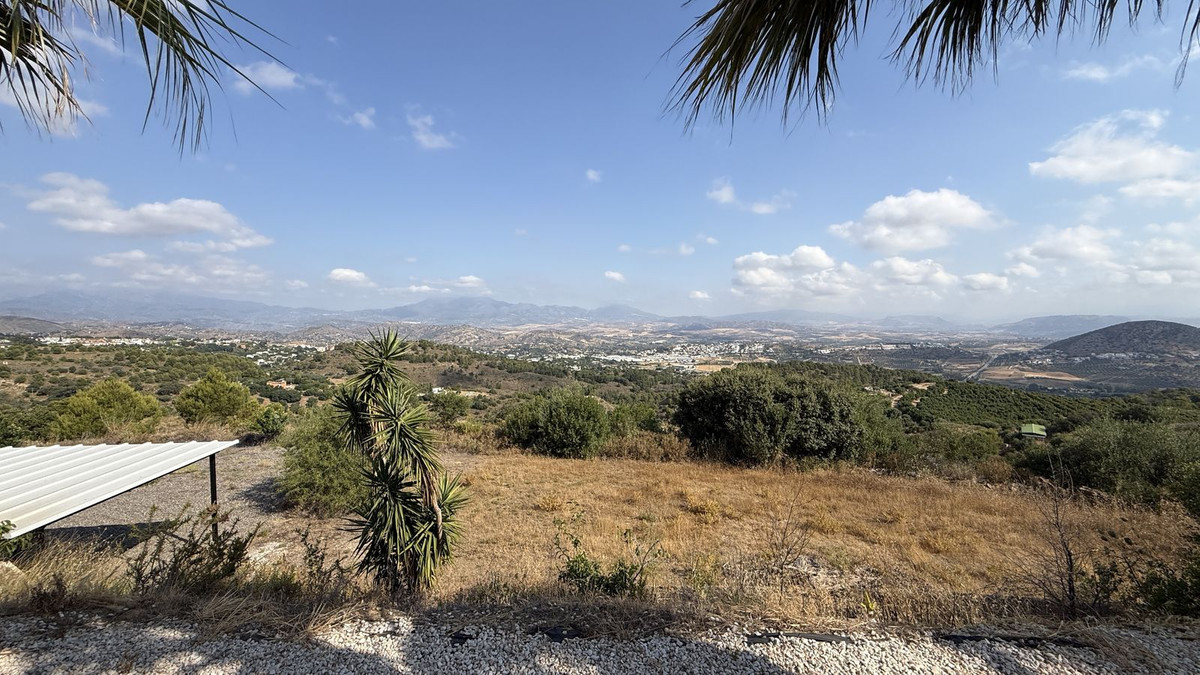 4 Bed Townhouse for sale in Coín Costa Del Sol, Málaga, Spain