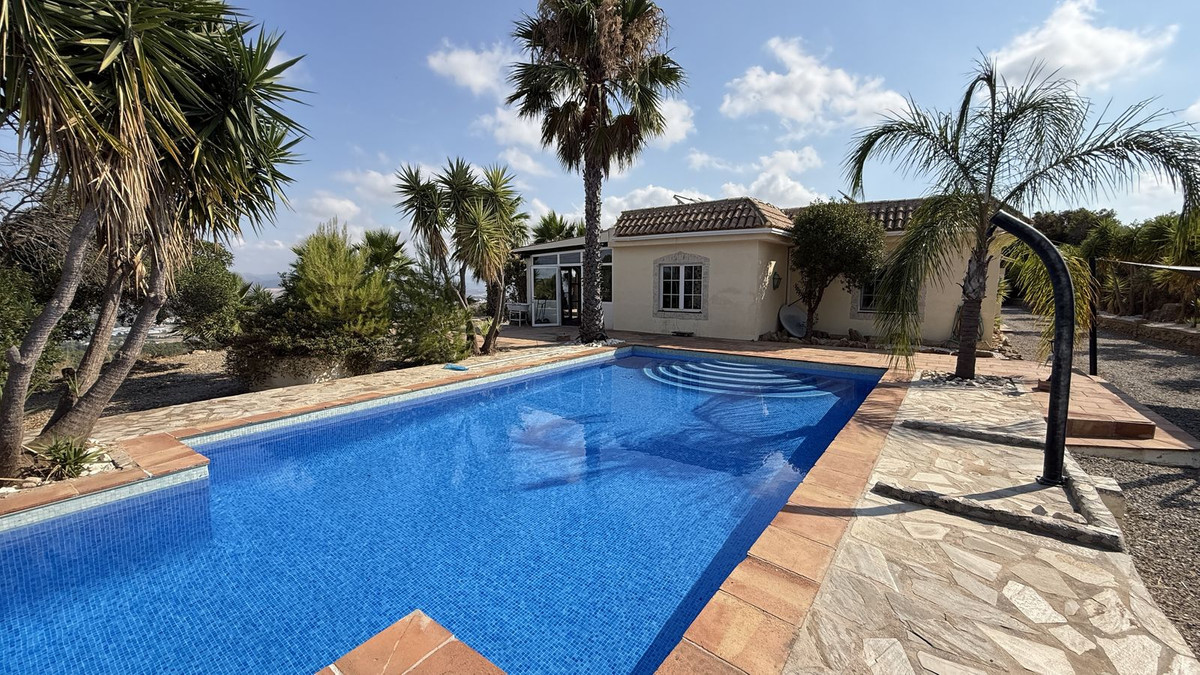 4 Bed Townhouse for sale in Coín Costa Del Sol, Málaga, Spain