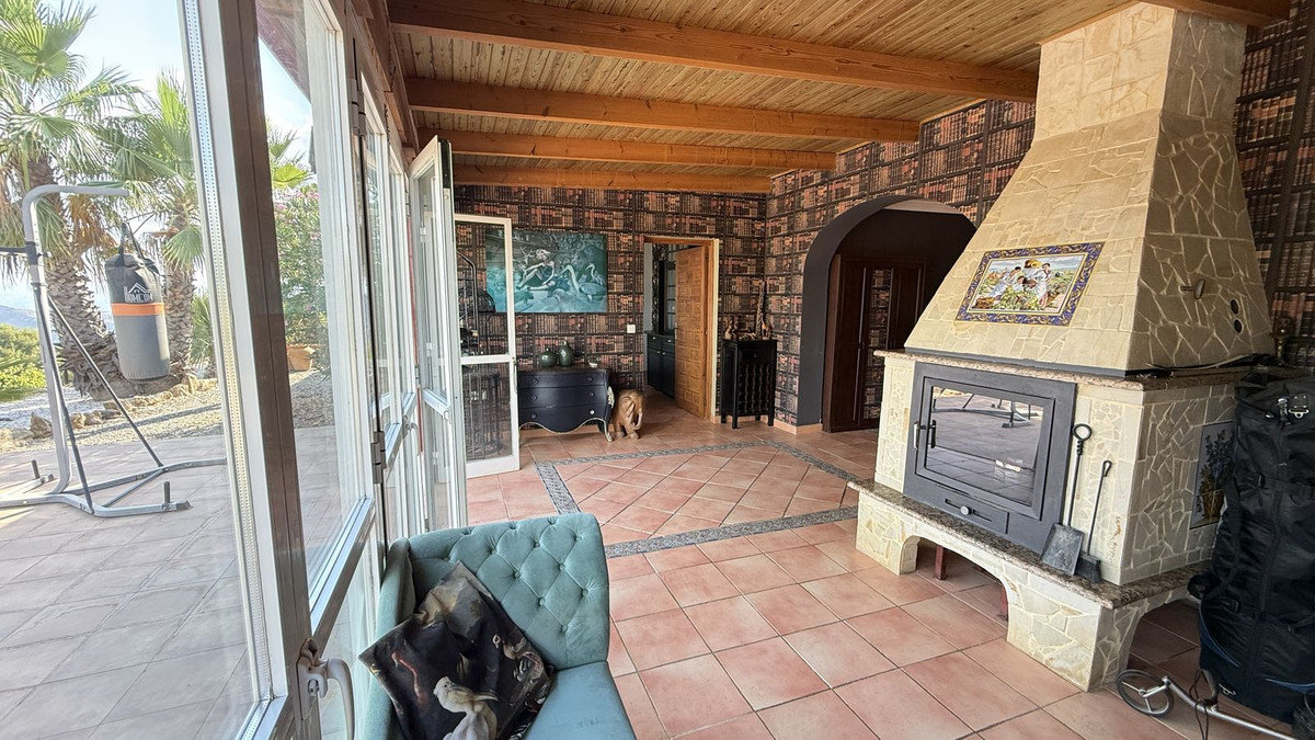 4 Bed Townhouse for sale in Coín Costa Del Sol, Málaga, Spain