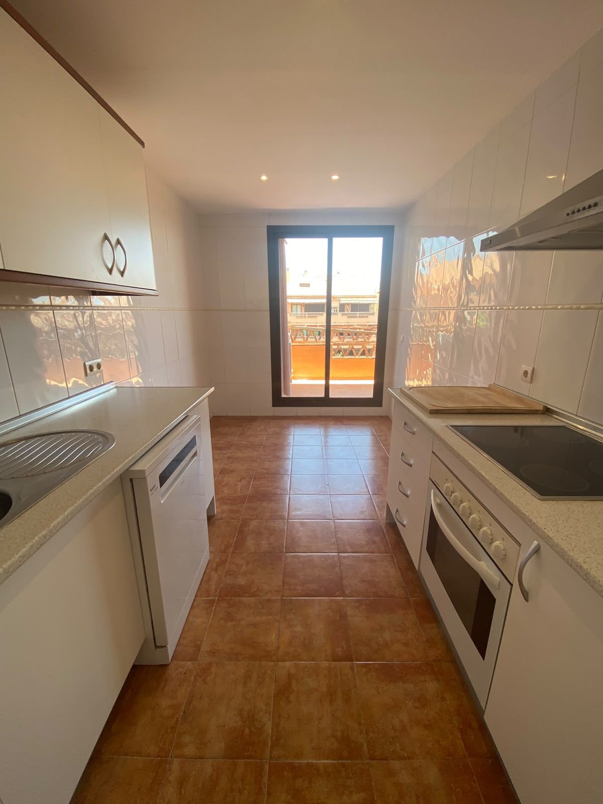 2 Bed Apartment for sale in The Golden Mile Costa Del Sol, Málaga, Spain