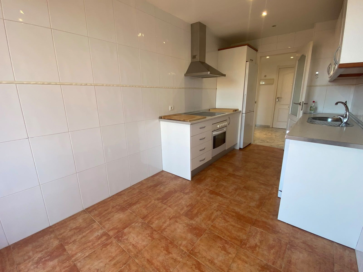 2 Bed Apartment for sale in The Golden Mile Costa Del Sol, Málaga, Spain