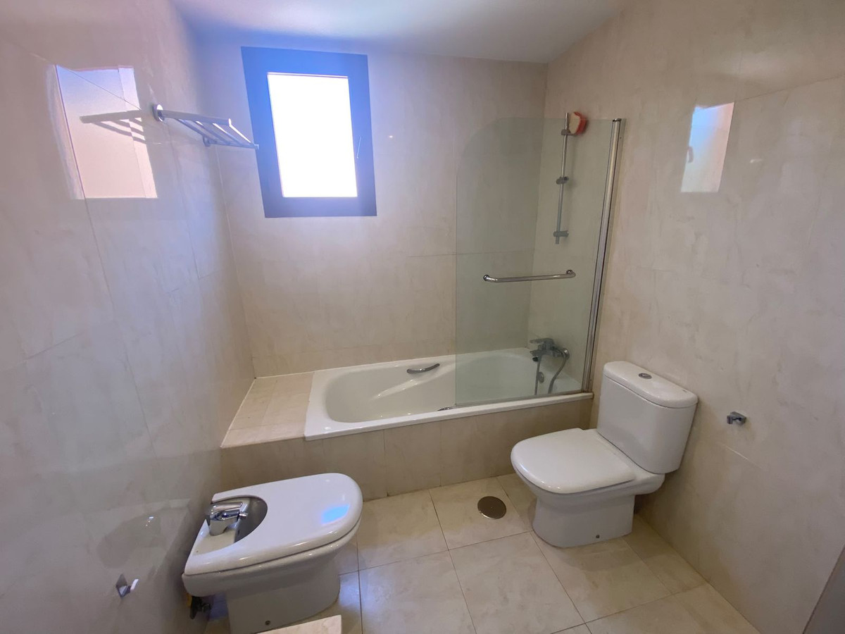 2 Bed Apartment for sale in The Golden Mile Costa Del Sol, Málaga, Spain