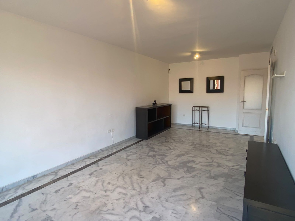 2 Bed Apartment for sale in The Golden Mile Costa Del Sol, Málaga, Spain