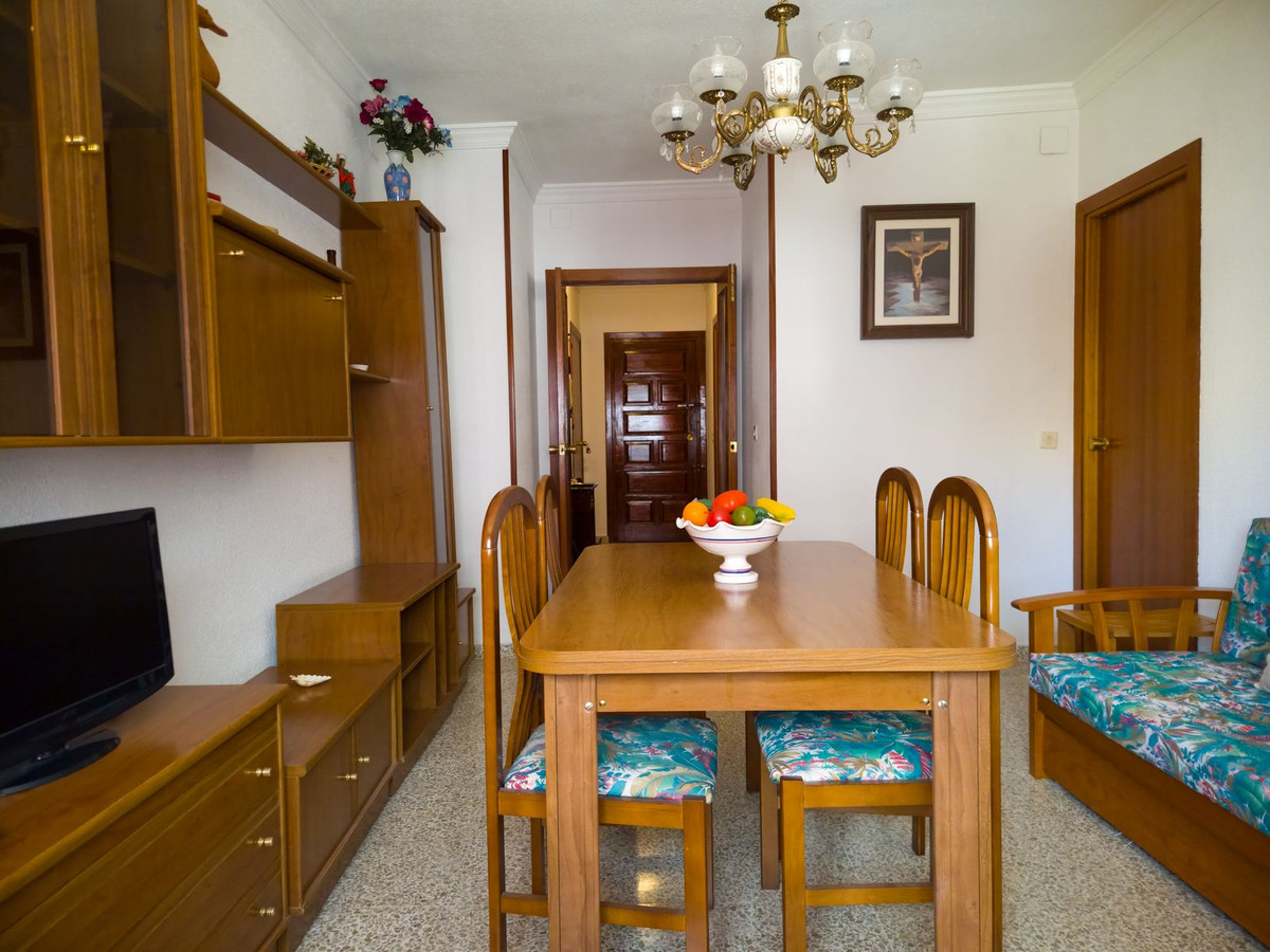 3 Bed Apartment for sale in Fuengirola Costa Del Sol, Málaga, Spain
