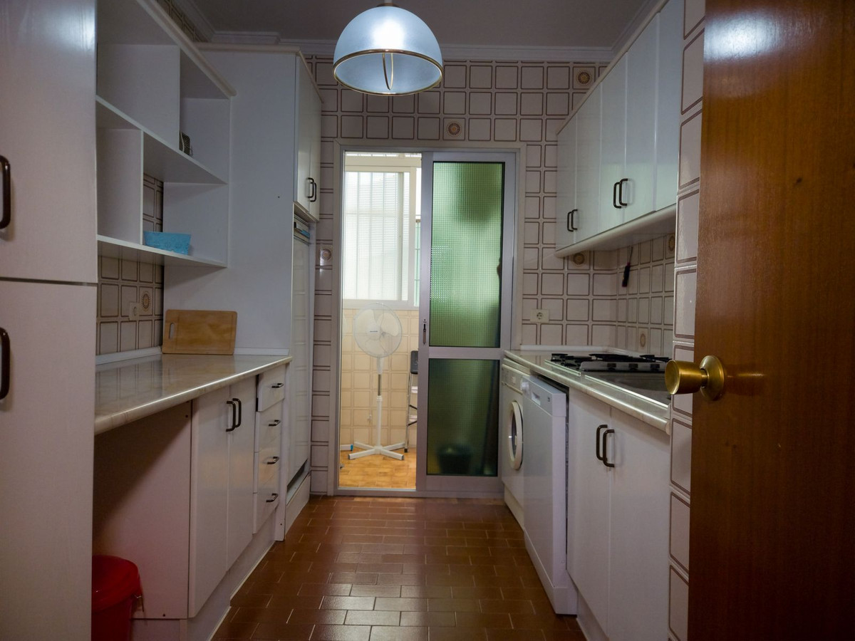 3 Bed Apartment for sale in Fuengirola Costa Del Sol, Málaga, Spain