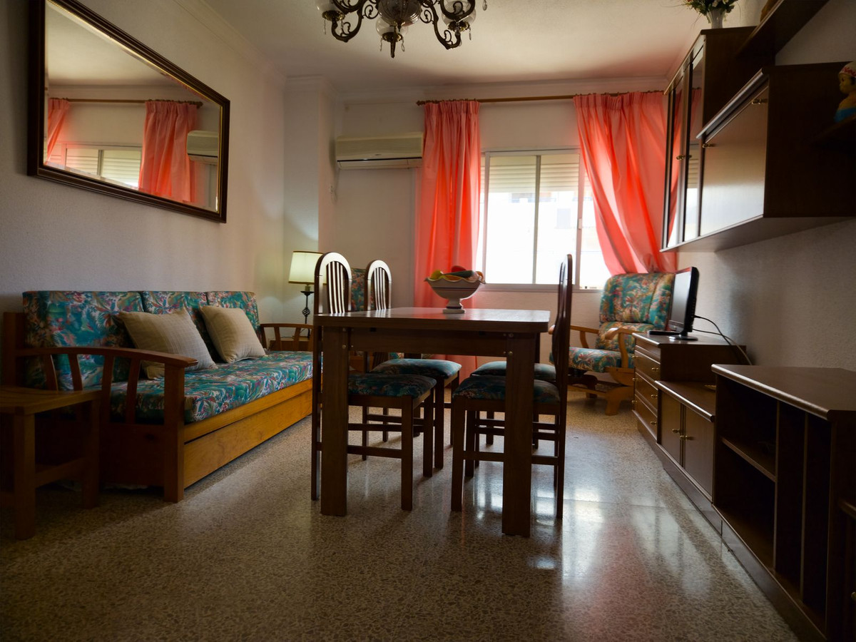 3 Bed Apartment for sale in Fuengirola Costa Del Sol, Málaga, Spain