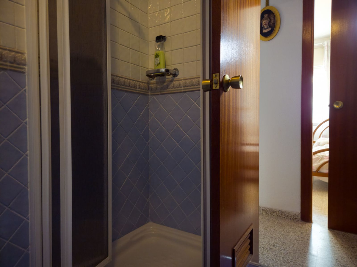 3 Bed Apartment for sale in Fuengirola Costa Del Sol, Málaga, Spain