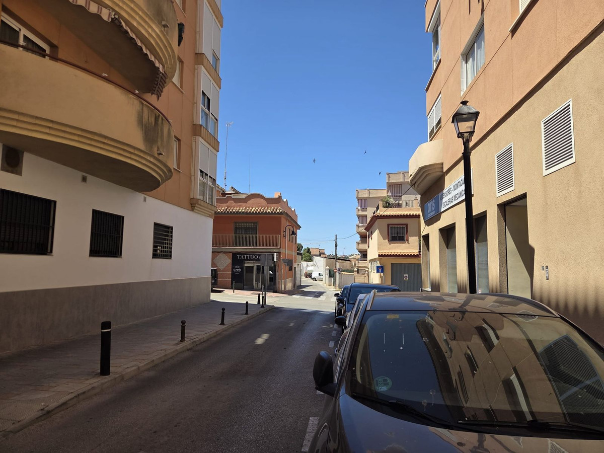Commercial unit for sale in Fuengirola Costa Del Sol, Málaga, Spain