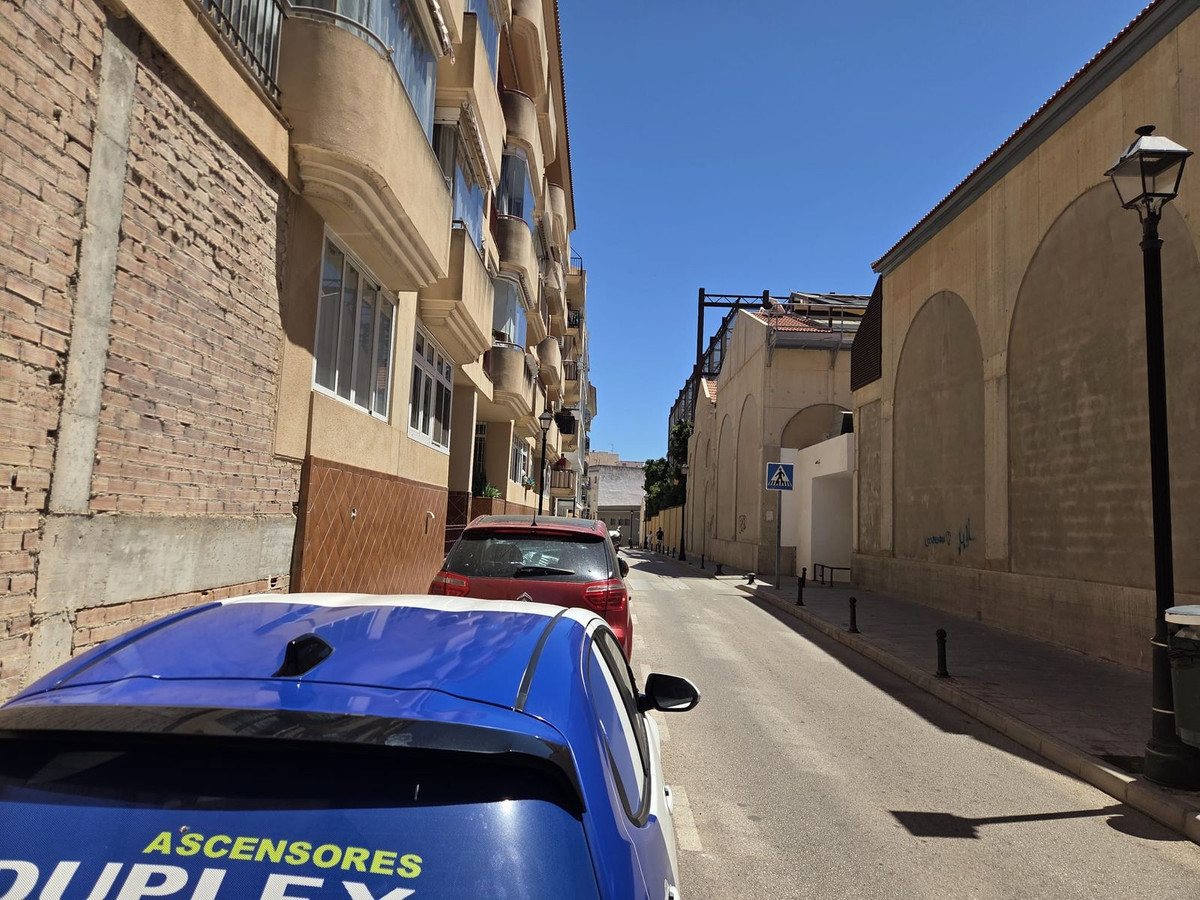 Commercial unit for sale in Fuengirola Costa Del Sol, Málaga, Spain
