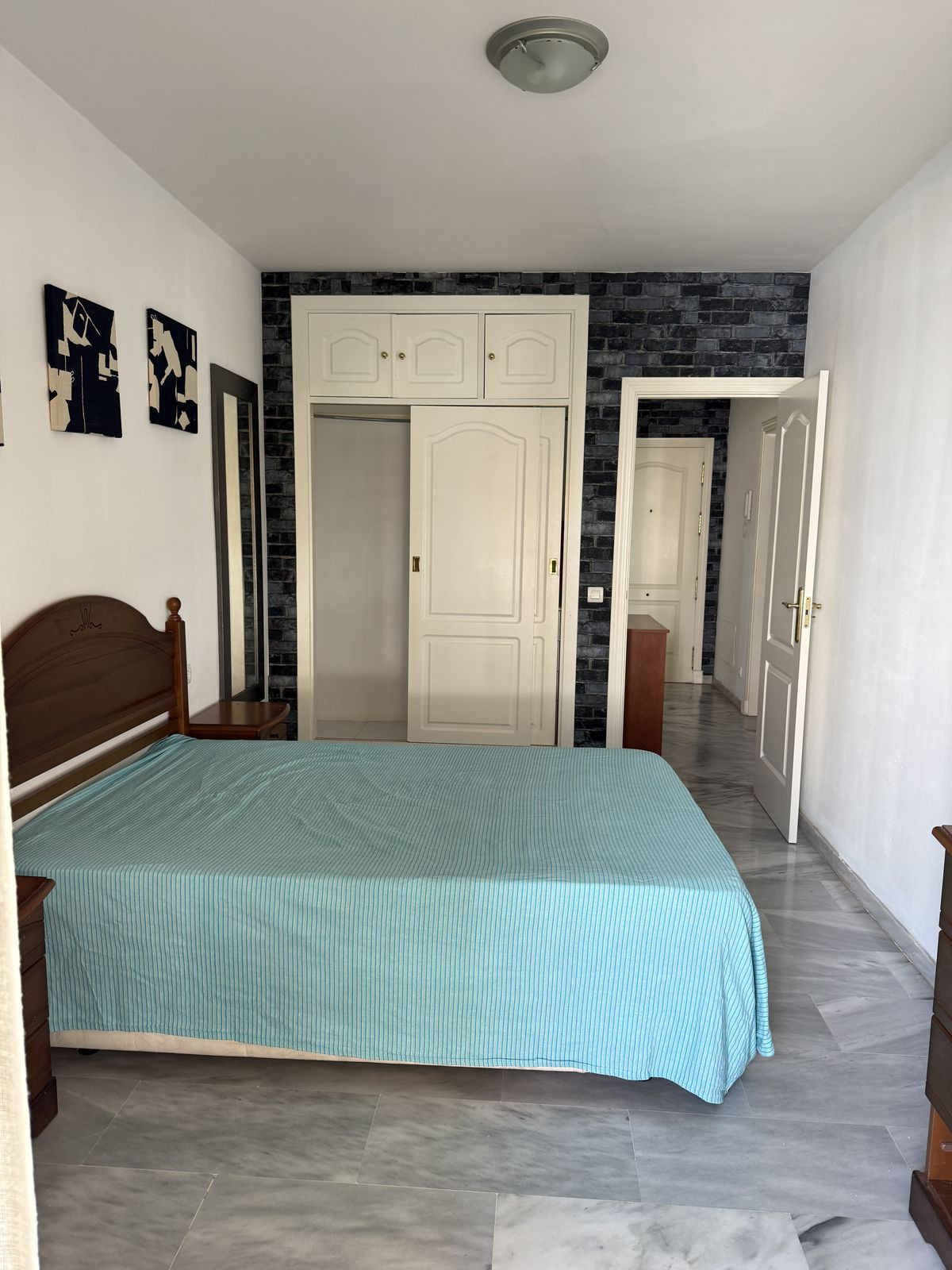 1 Bed Apartment for sale in Estepona Costa Del Sol, Málaga, Spain